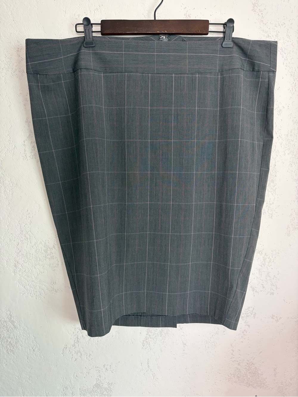 Torrid Women’s Gray Windowpane Pencil Skirt